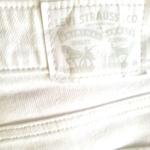 Levi 721 High Waisted Jeans